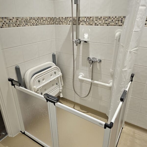 0ab4bbf9-2f9c-42f1-b604-0c4230f95d6a