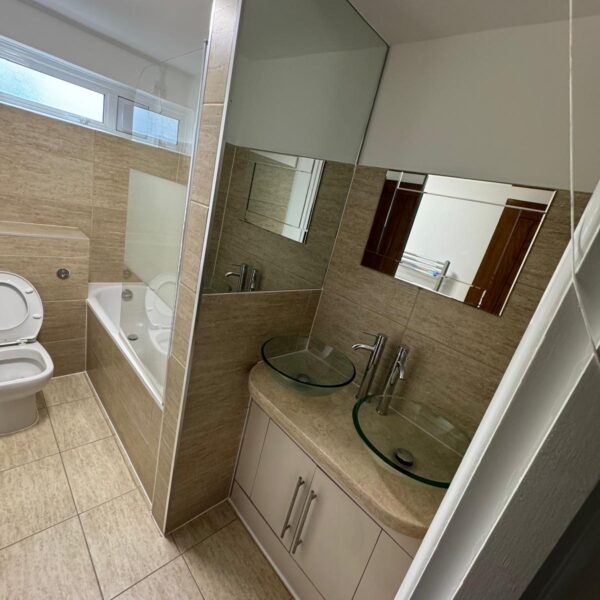 WhatsApp Image 2025-09-25 at 15.46.03_3e01d422